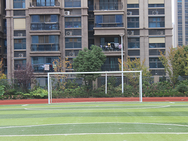 乒乓球案的标准尺寸是多少?